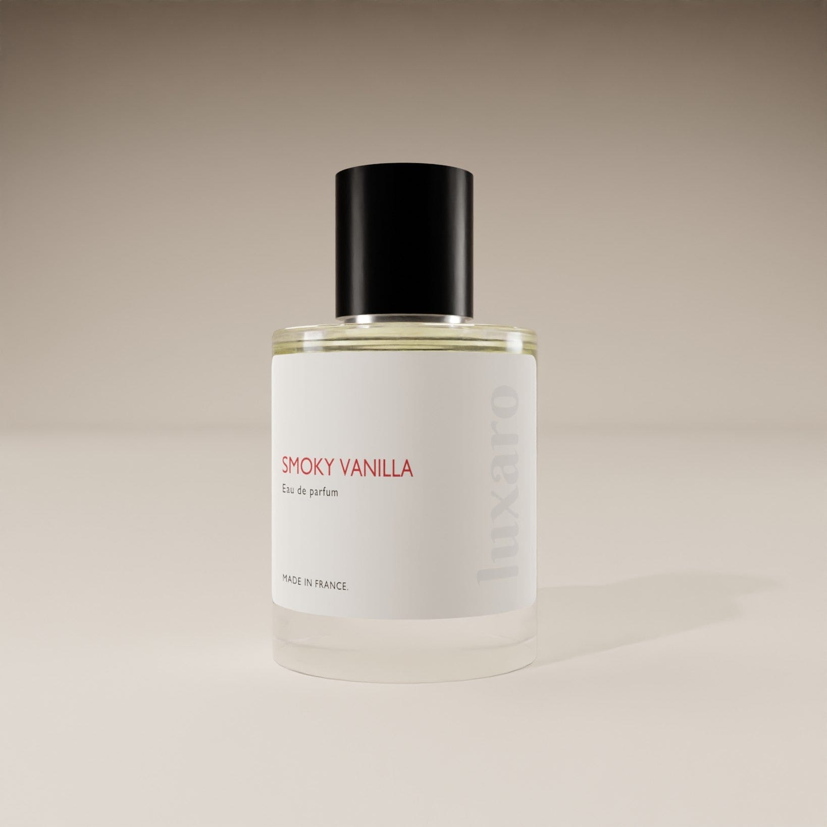 Luxaro Smoky Vanilla perfume bottle, inspired by Tom Ford's Tobacco Vanille, featuring tobacco leaf, vanilla, and cacao notes