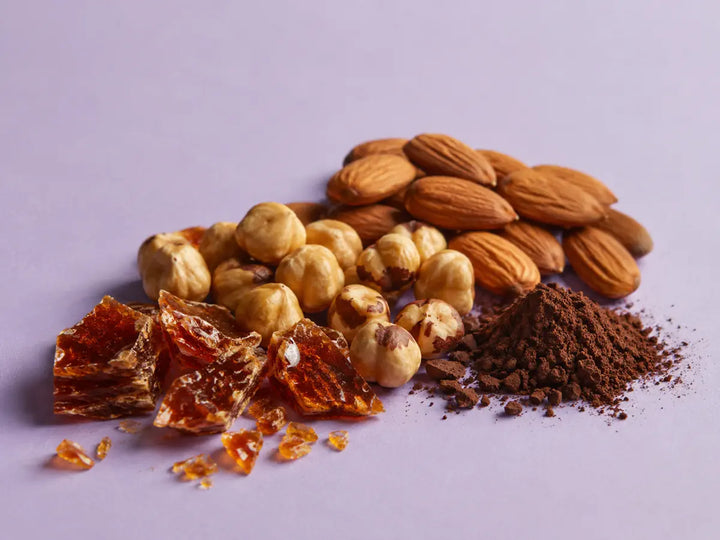 Toasted nuts, caramelised sugar and cocoa representing a praline perfume accord